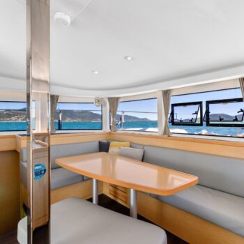 Offline Lagoon 42.4 Sailing Catamaran Saloon
