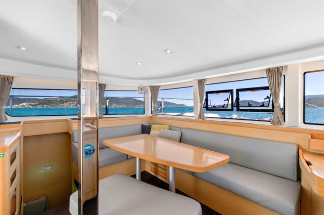 Offline Lagoon 42.4 Sailing Catamaran Saloon