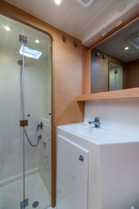 Offline Lagoon 42.4 Sailing Catamaran bathroom 4