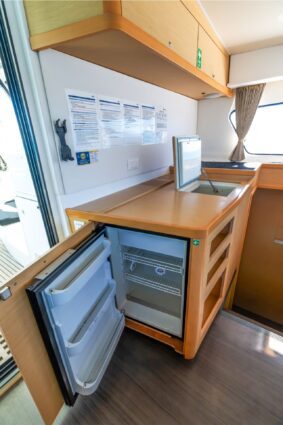 Offline Lagoon 42.4 Sailing Catamaran galley