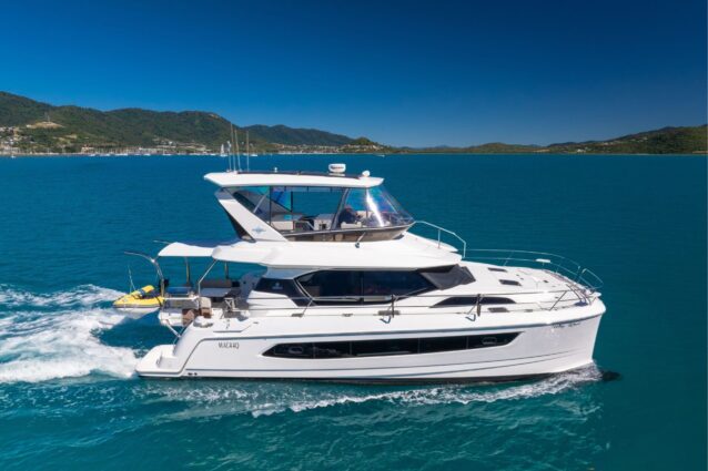 Why Knot Aquila 44.3 Power Catamaran Standard