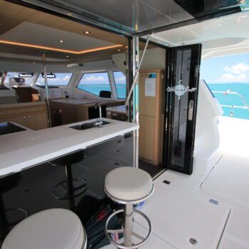 Destiny Aquila 44.35 Power Catamaran Breakfast Bar