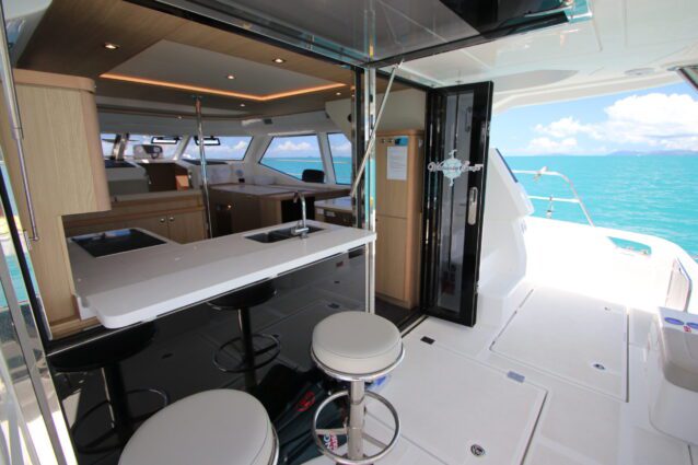 Destiny Aquila 44.35 Power Catamaran Breakfast Bar