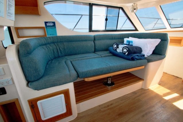 Whitsunday Escape Voyager 1040 Power Catamaran Saloon Bed 1500