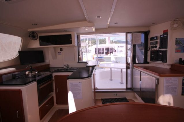 Whitsunday Escape sailing catamaran Leopard 40 Charter Boat Queensland