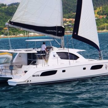 Whitsunday Escape sailing catamaran Leopard 44 Skipper yourself Charters
