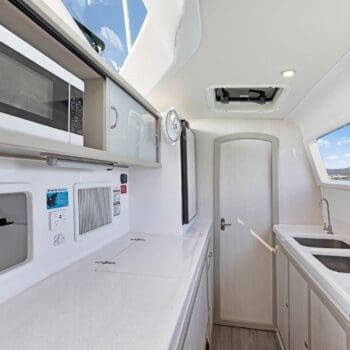 Seawind 1160.3 Angelina Galley 2