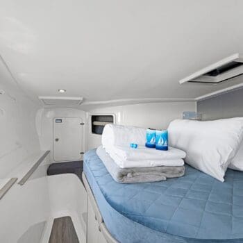 Seawind 1160.3 Angelina Port Cabin