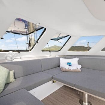 Seawind 1160.3 Angelina Saloon Bed
