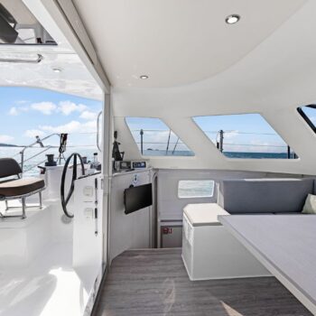 Seawind 1160.3 Angelina Saloon & Cockpit