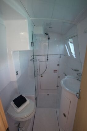 Seawind 1260 Port Bathroom