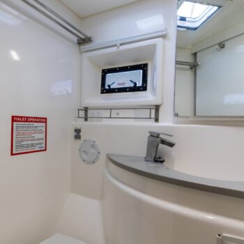 Argo Leopard 48.4 Sailing Catamaran Bathroom 4