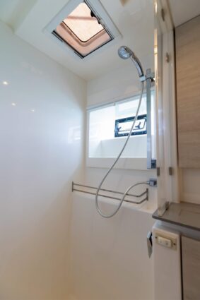 Mysa Leopard 50.5 Sailing Catamaran - Bathroom 3