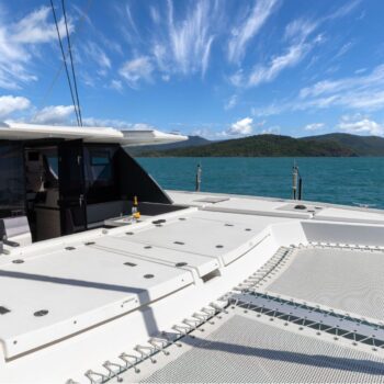 Mysa Leopard 50.5 Sailing Catamaran - Bow nets