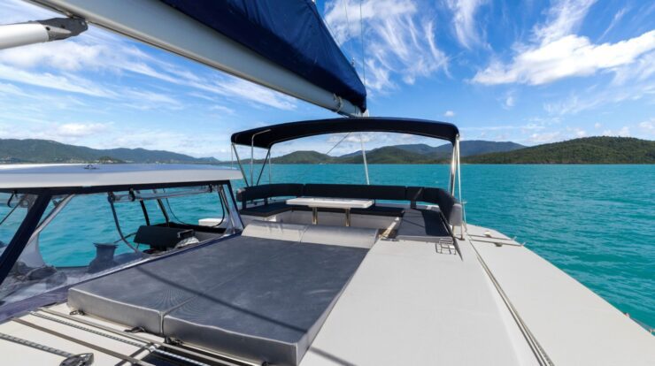 Mysa Leopard 50.5 Sailing Catamaran - Flybridge Day Bed