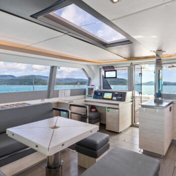 Mysa Leopard 50.5 Sailing Catamaran - Saloon view