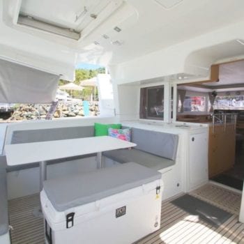 Whitsunday Escape Luxury Sailing Catamaran Lagoon 450 Flybridge for rent