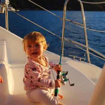 kids love learning how to fish while on bareboating holidays with Whitsunday Escape