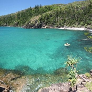Dinghy in Bay snorkeling Whitsunday Escape™
