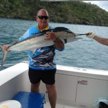 Fishing bareboating sailing holiday Whitsunday Escape™