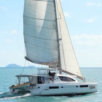 whitsundays yacht tour