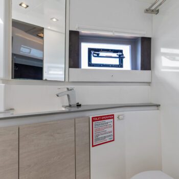 Seas the Day Leopard 42.3 Sailing Catamaran Bathroom 2