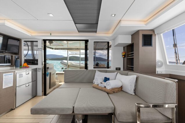 Seas the Day Leopard 42.3 Sailing Catamaran Saloon bed