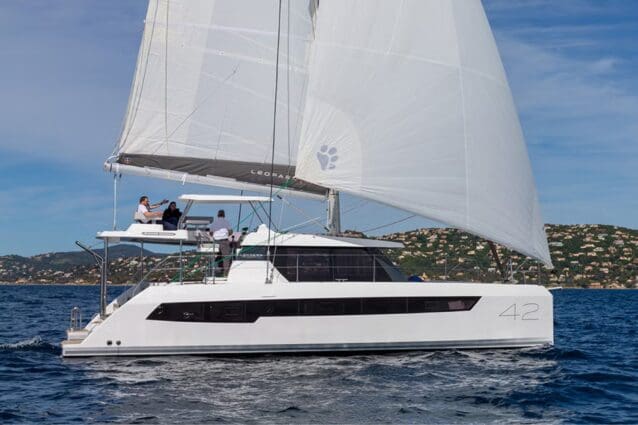 Leopard 42.3 W On water