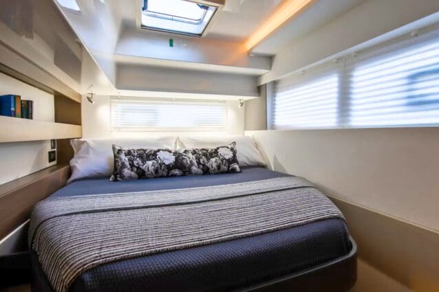 Leopard 42.3 W Port aft cabin