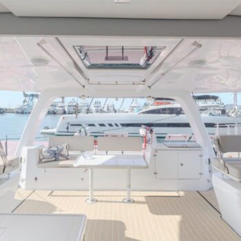 Seawind 1370 Sailing Catamaran Sidetracked back deck